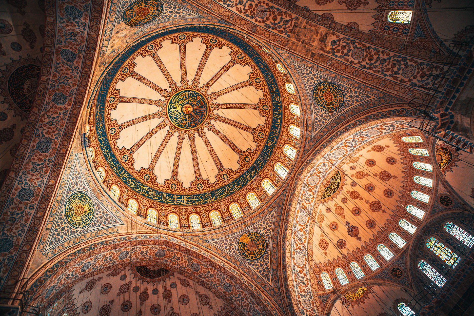 brown and beige floral ceiling